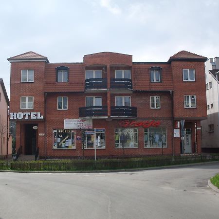 Hotel Krokus 卡缅纳古拉 外观 照片